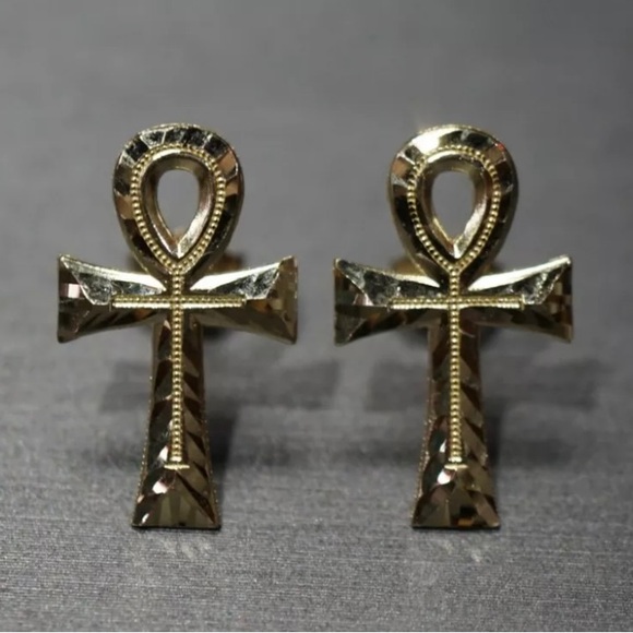 10K Solid Yellow Gold 0.75" Diamond Cut Egyptian Ankh Cross Stud Earrings - Picture 1 of 6